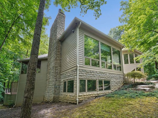 388 Lily Pond Court, Columbus, OH 43230