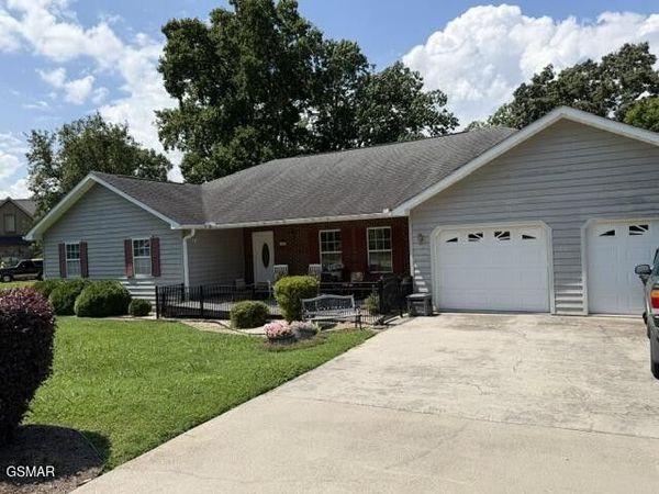 309 Riverdale Drive , Sevierville, TN 37862