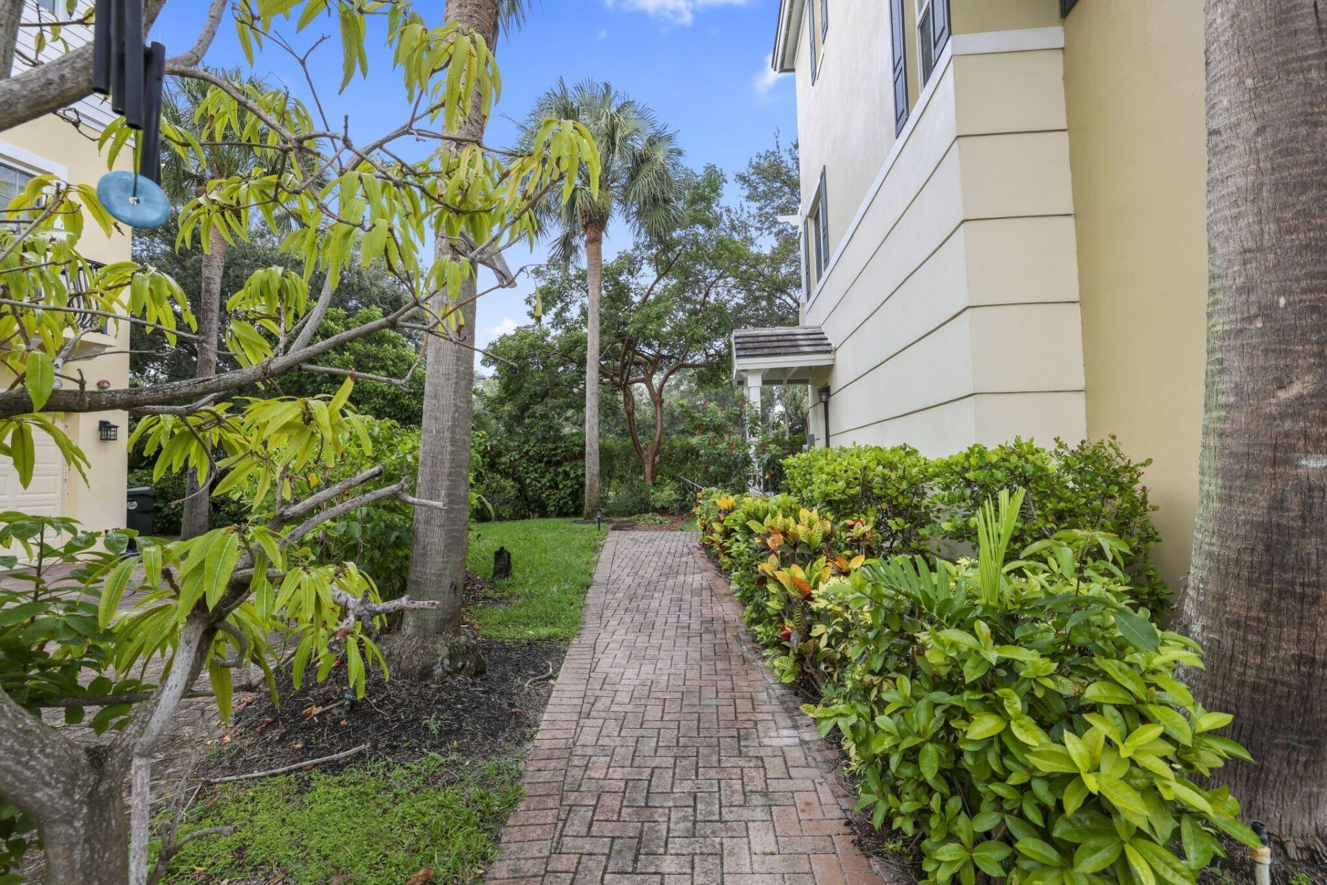 616 NW 38th Circle, Boca Raton, FL 33431 Photo