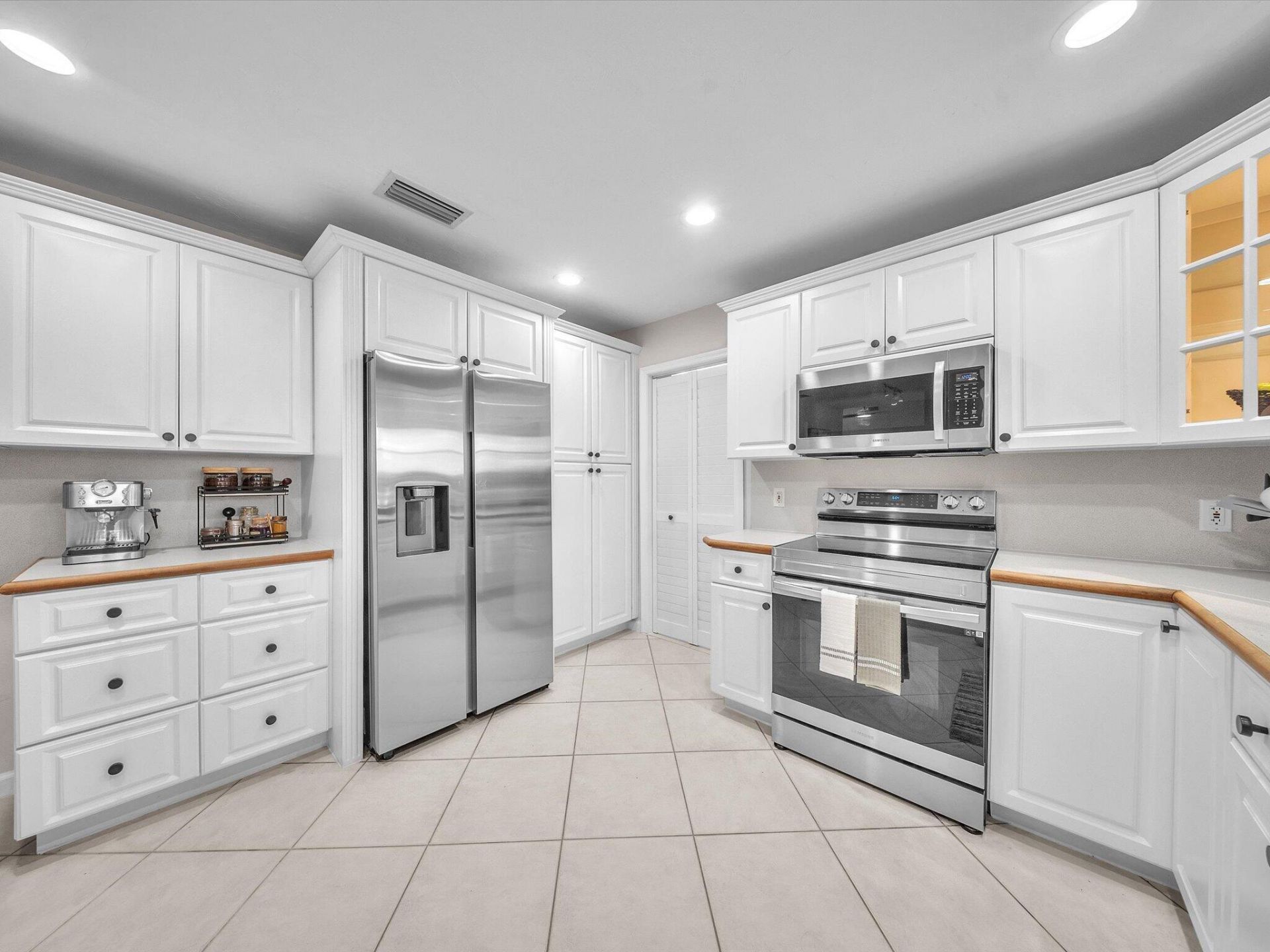 9651 Conch Shell Manor, Plantation, FL 33324 Photo