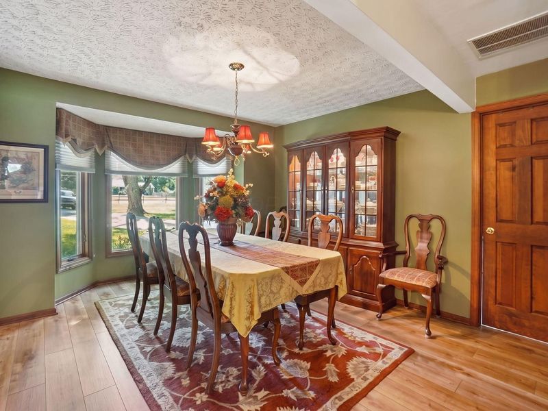 4577 E Johnstown Road, Columbus, OH 43230 Photo 12