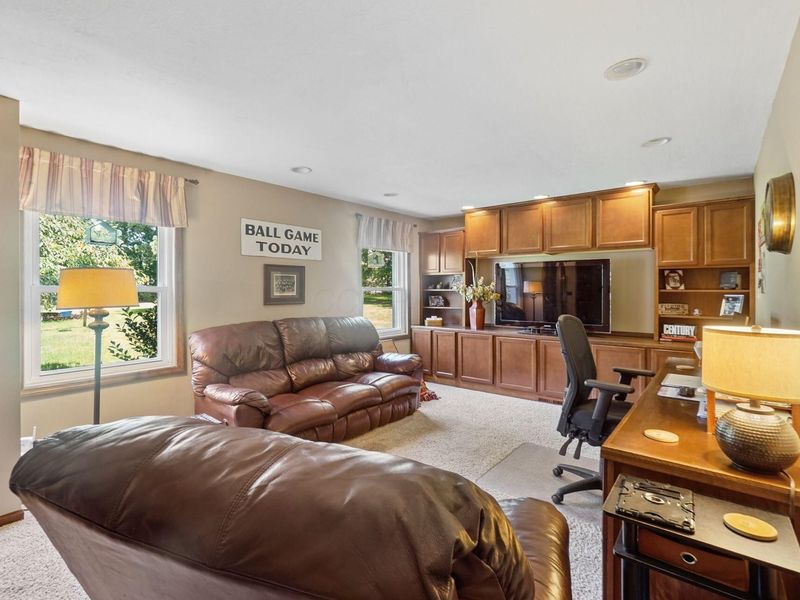 4577 E Johnstown Road, Columbus, OH 43230 Photo 15