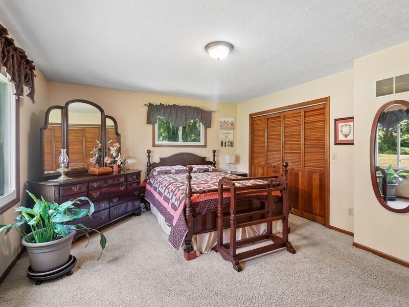 4577 E Johnstown Road, Columbus, OH 43230 Photo 17