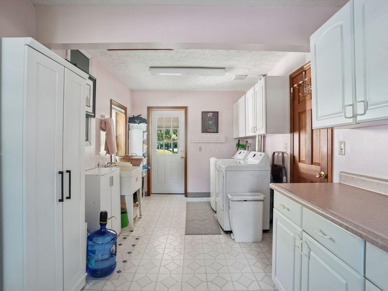 4577 E Johnstown Road, Columbus, OH 43230 Photo 30