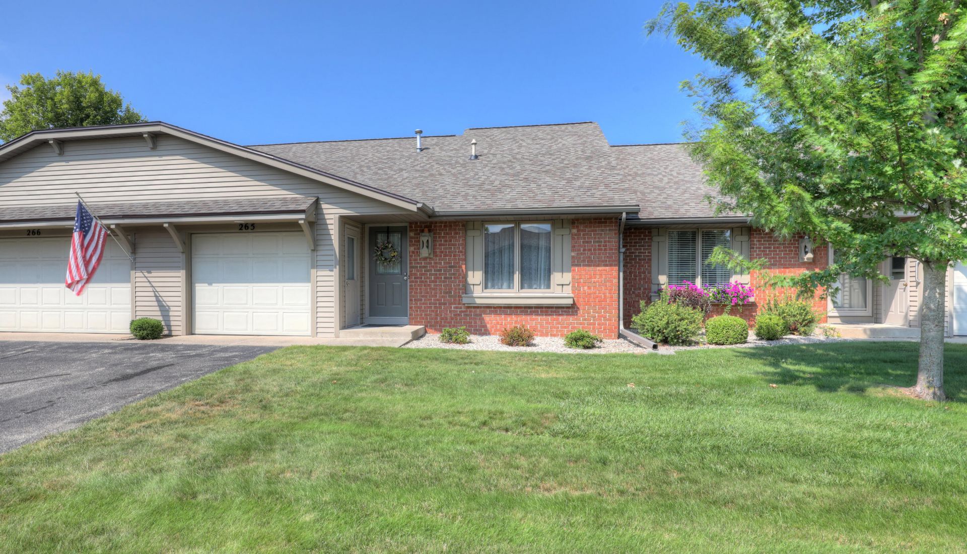 265 Interlaken Court, Zeeland, MI 49464 Main Photo