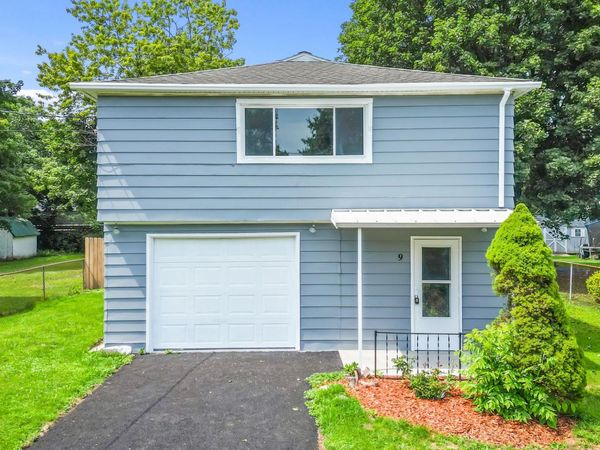 9 Carmichael Road, Binghamton, NY 13901