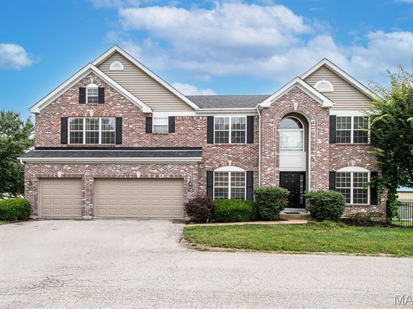 533 Weidman Road, Ballwin, MO 63011