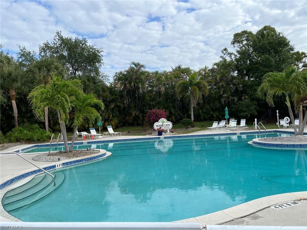 1140 Sarah Jean Cir , Unit 205, Naples, FL 34110 Photo