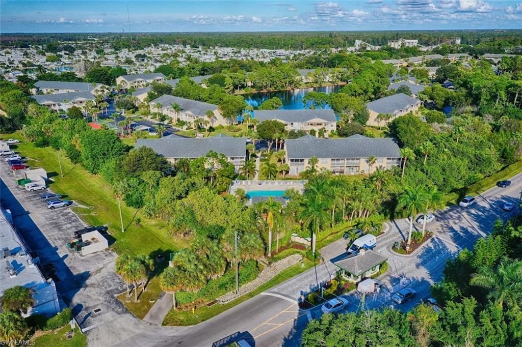 1140 Sarah Jean Cir , Unit 205, Naples, FL 34110 Photo