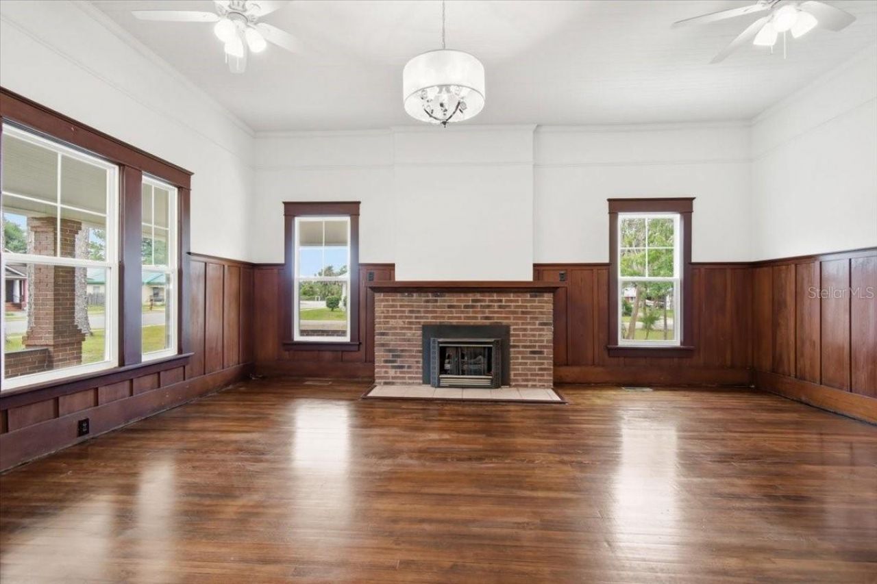 1103 N Jefferson Street, Perry, FL 32347 Photo
