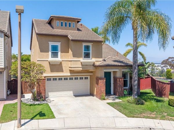 2364 Amelia Court, Signal Hill, CA 90755