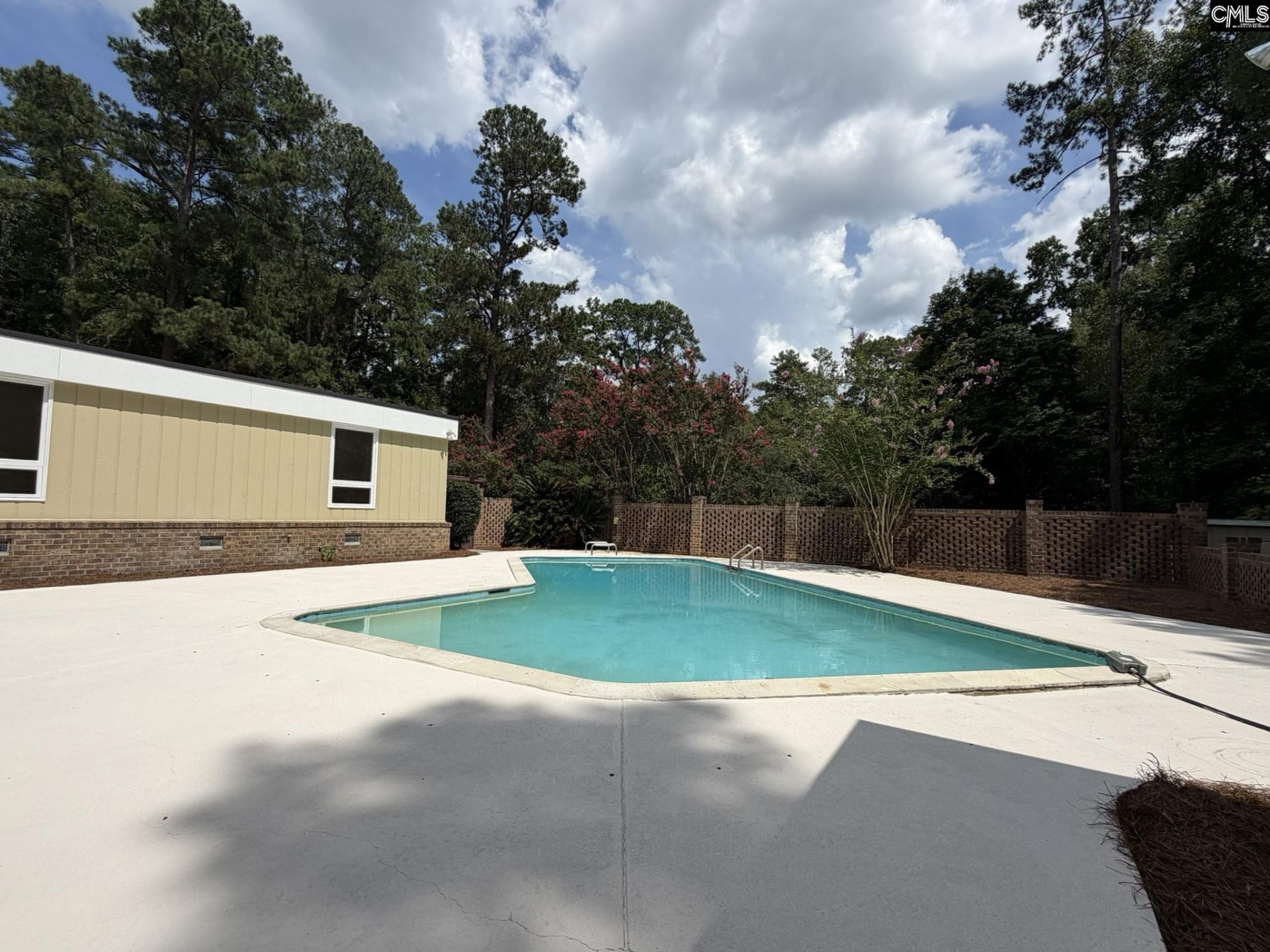 255 Mason Drive  Photo 10