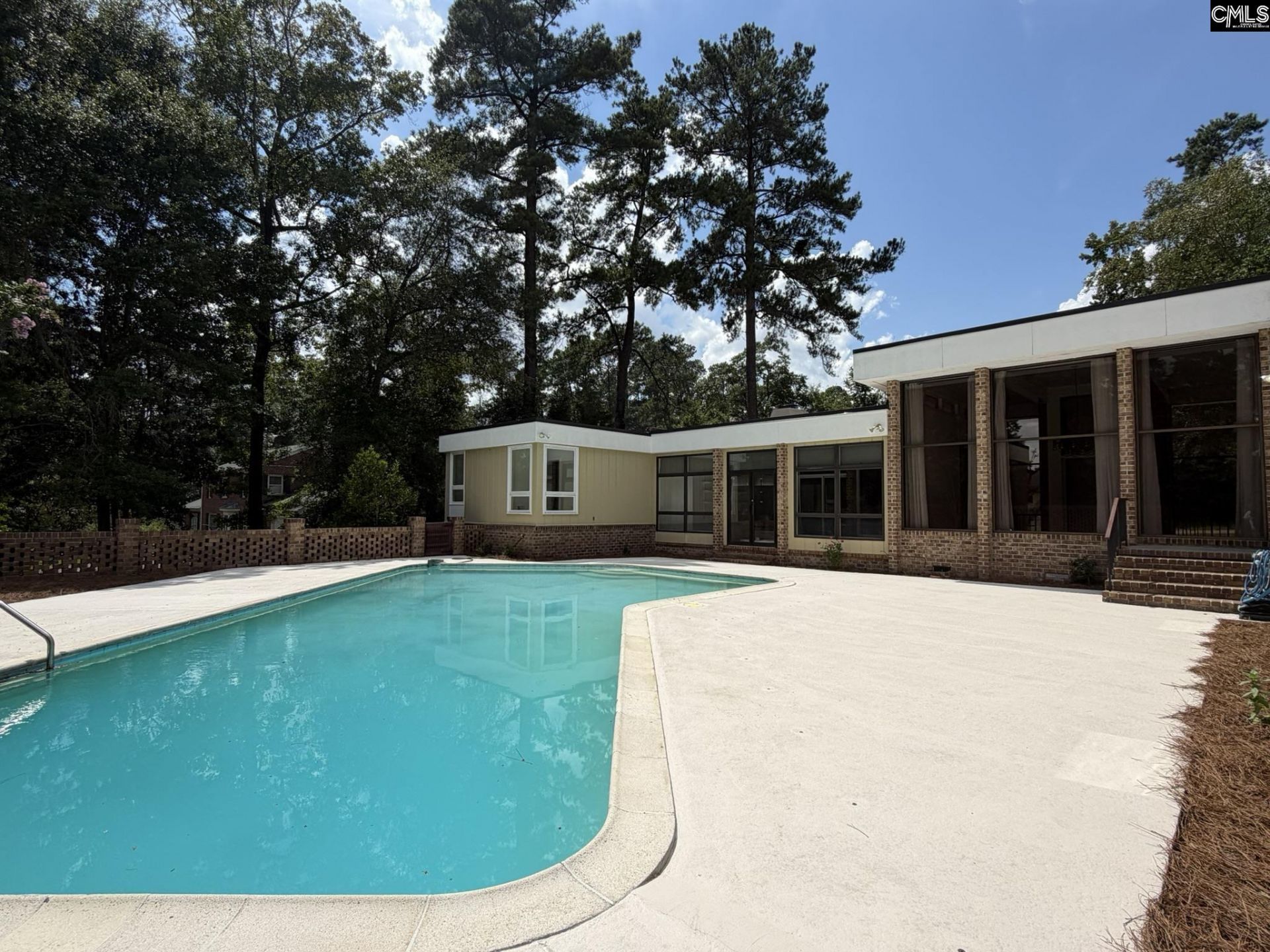 255 Mason Drive  Photo 13