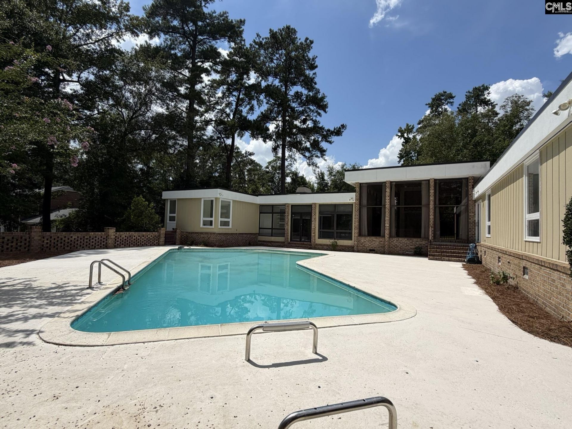 255 Mason Drive  Photo 14