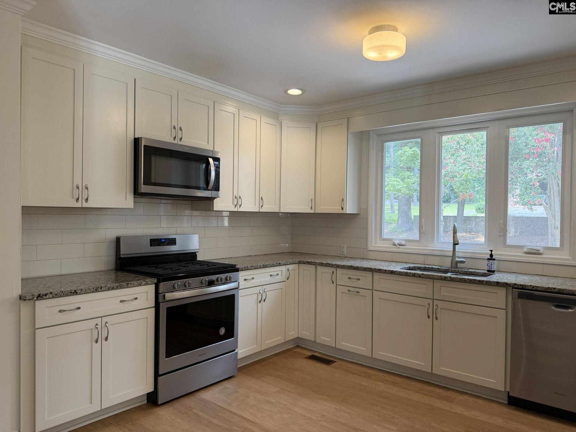255 Mason Drive  Photo 17