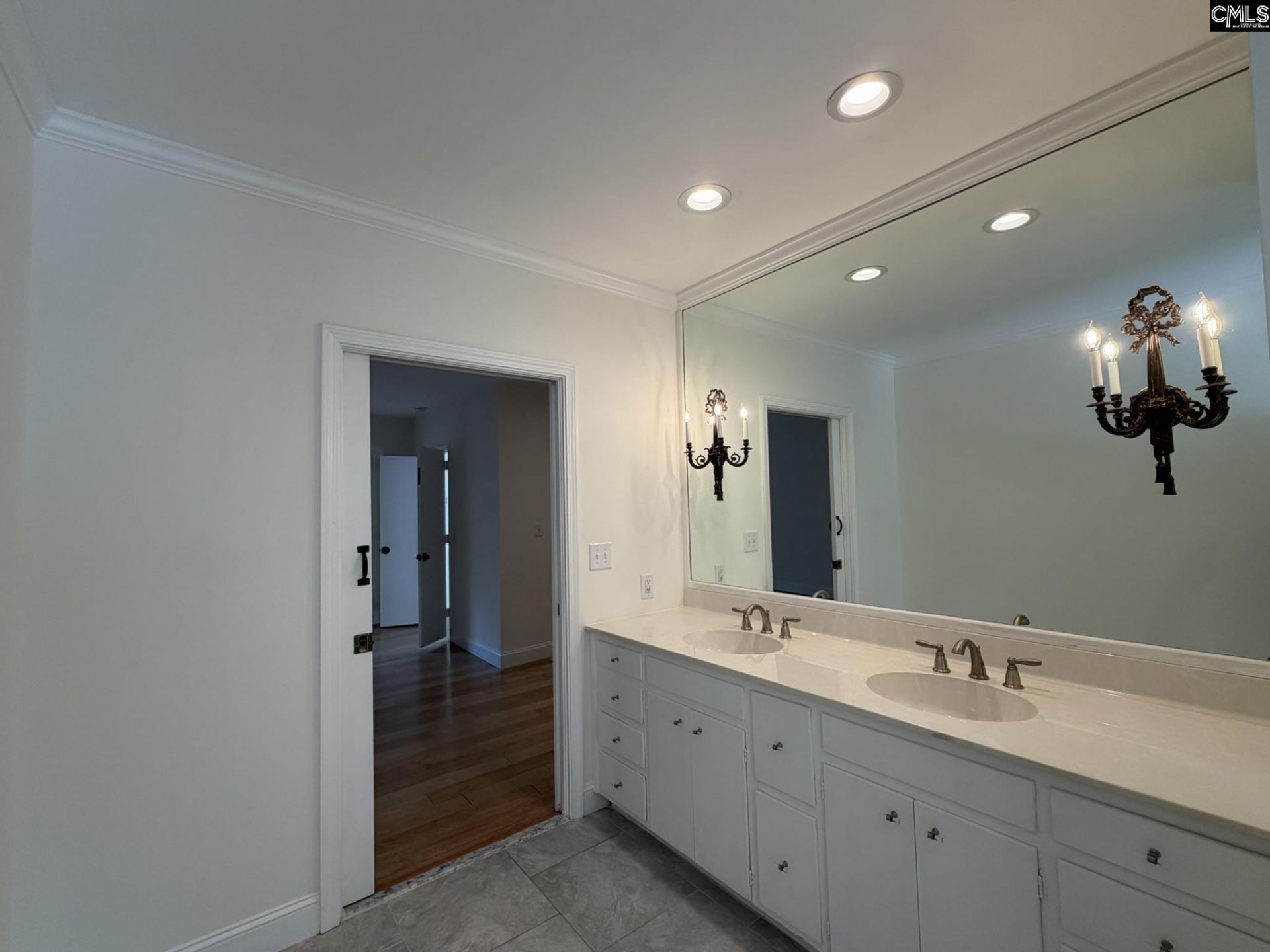 255 Mason Drive  Photo 28