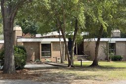 255 Mason Drive  photo 4