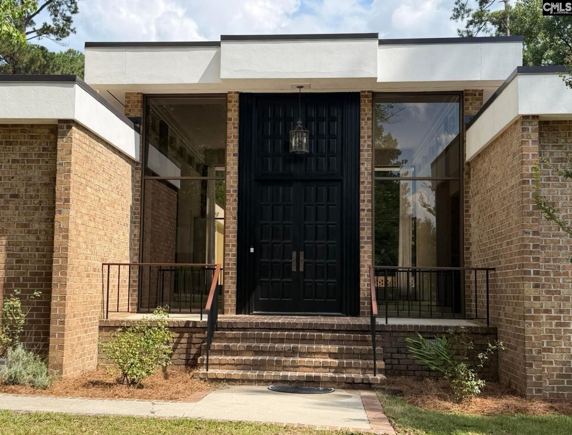 255 Mason Drive  Photo 6