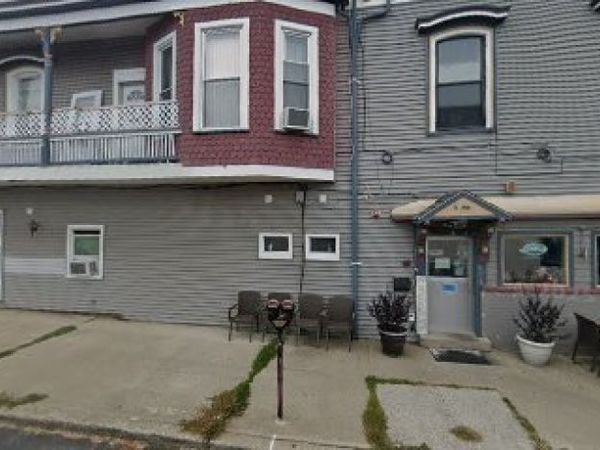 216 Main St, Hackettstown, NJ 07840