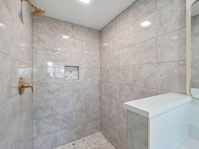 2929 Pickwick Drive, Columbus, OH 43221 Photo 30