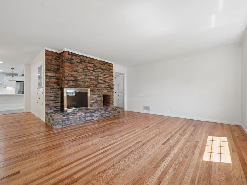 2929 Pickwick Drive, Columbus, OH 43221 Photo 5