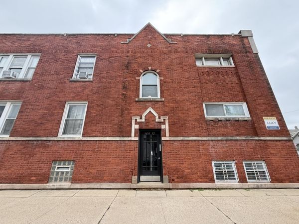 3652 N Kilpatrick Avenue , Unit 2, Chicago, IL 60641