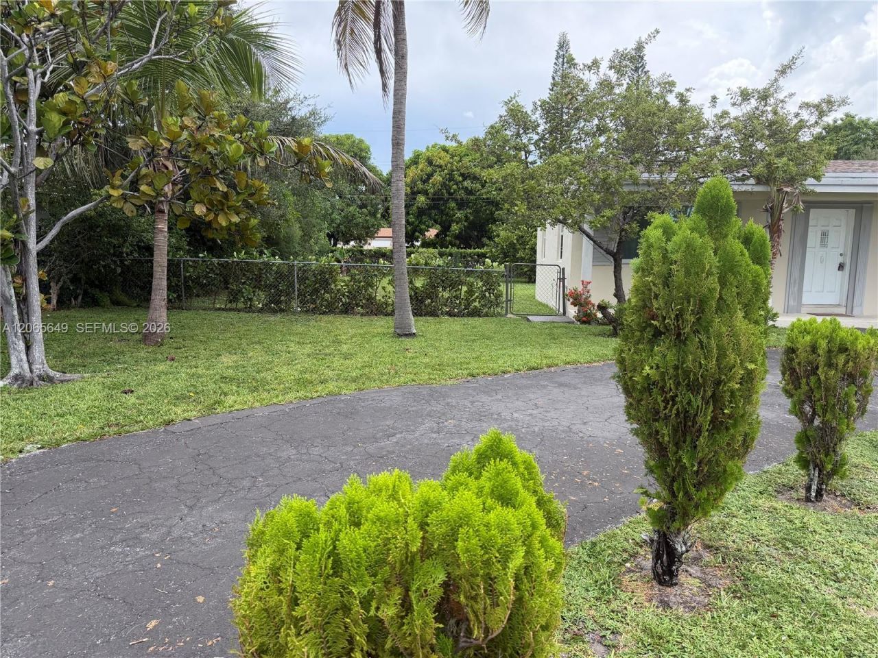 10860 NE 11th Ave, Miami, FL 33161 Photo