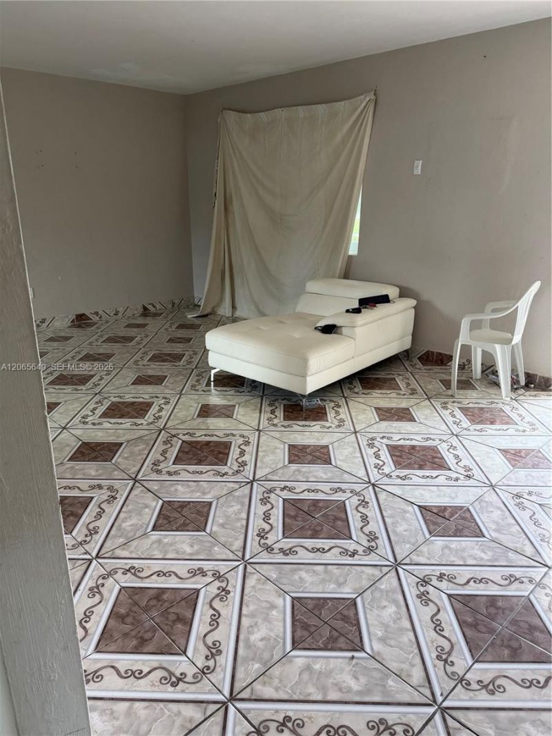 10860 NE 11th Ave, Miami, FL 33161 Photo
