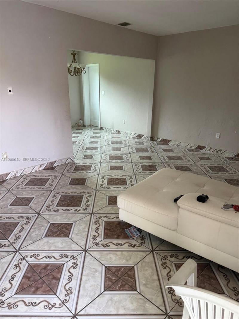 10860 NE 11th Ave, Miami, FL 33161 Photo