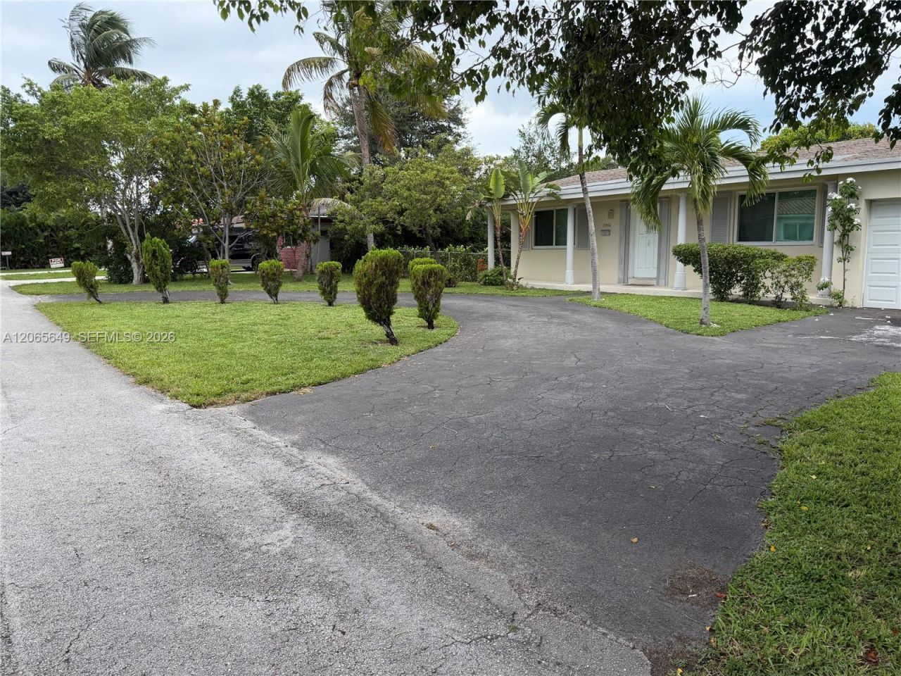 10860 NE 11th Ave, Miami, FL 33161 Photo