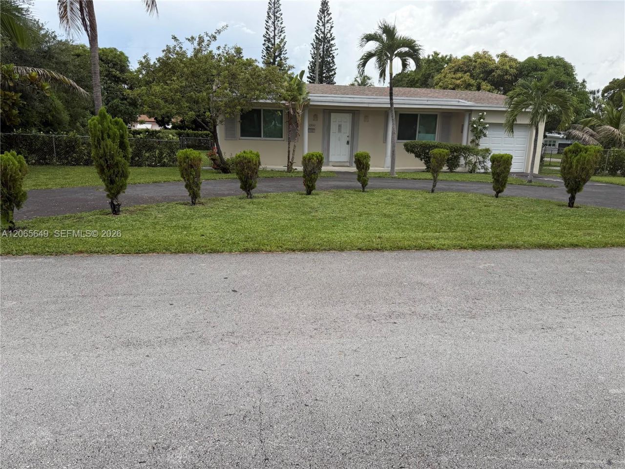 10860 NE 11th Ave, Miami, FL 33161 Photo