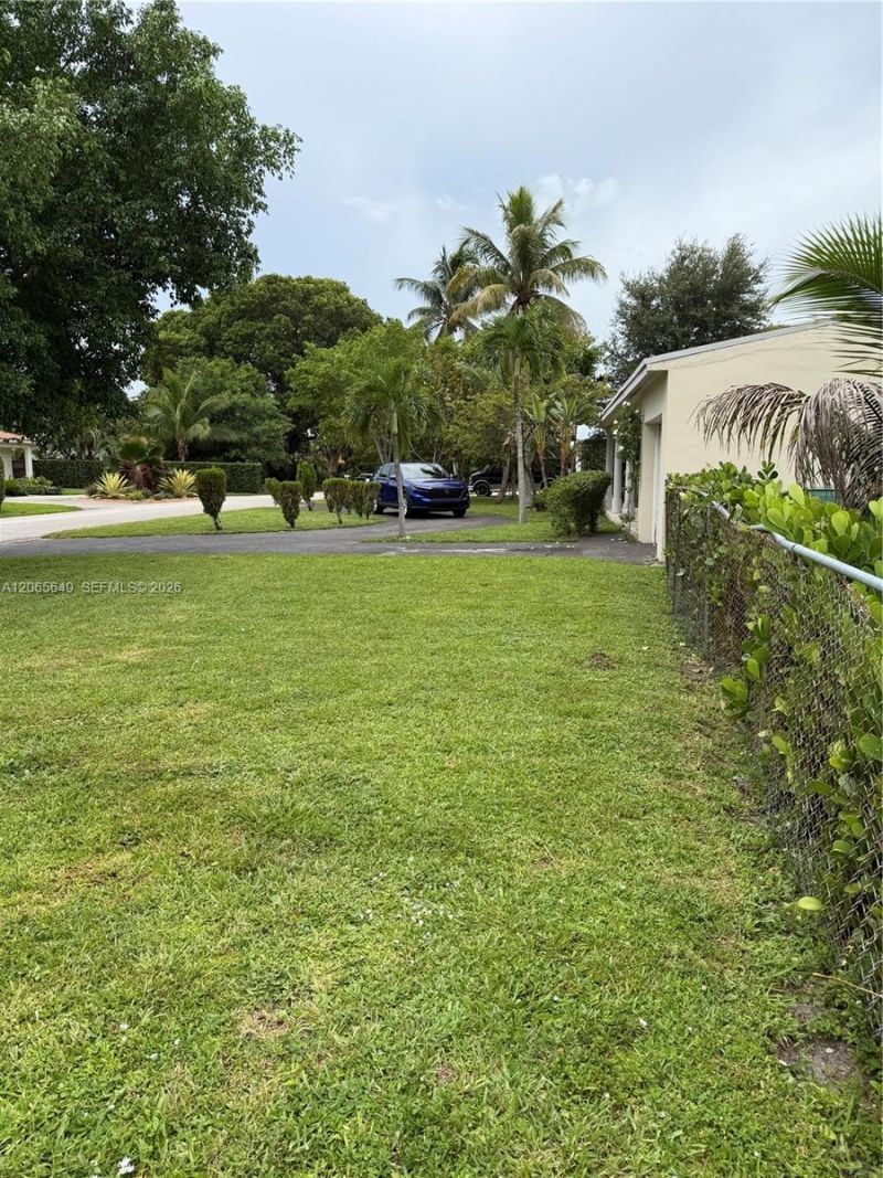 10860 NE 11th Ave, Miami, FL 33161 Photo