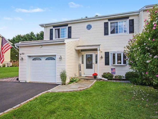 20 Fieldstone Boulevard, Wappingers Falls, NY 12590