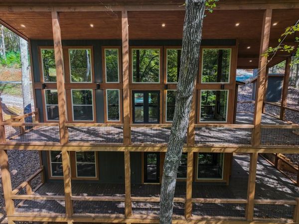 1990 Big Creek, Blue Ridge, GA 30513
