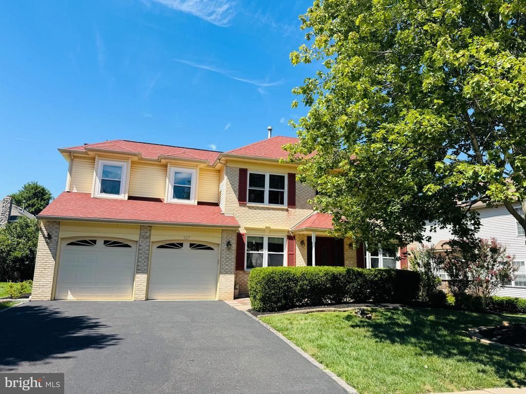 227 SHELLY DRIVE , COLLEGEVILLE, PA 19426