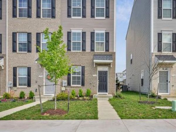 2766 LANHAM HILL CIRCLE, UPPER MARLBORO, MD 20774