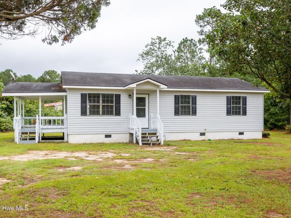 60 White Woods Road, Roseboro, NC 28382