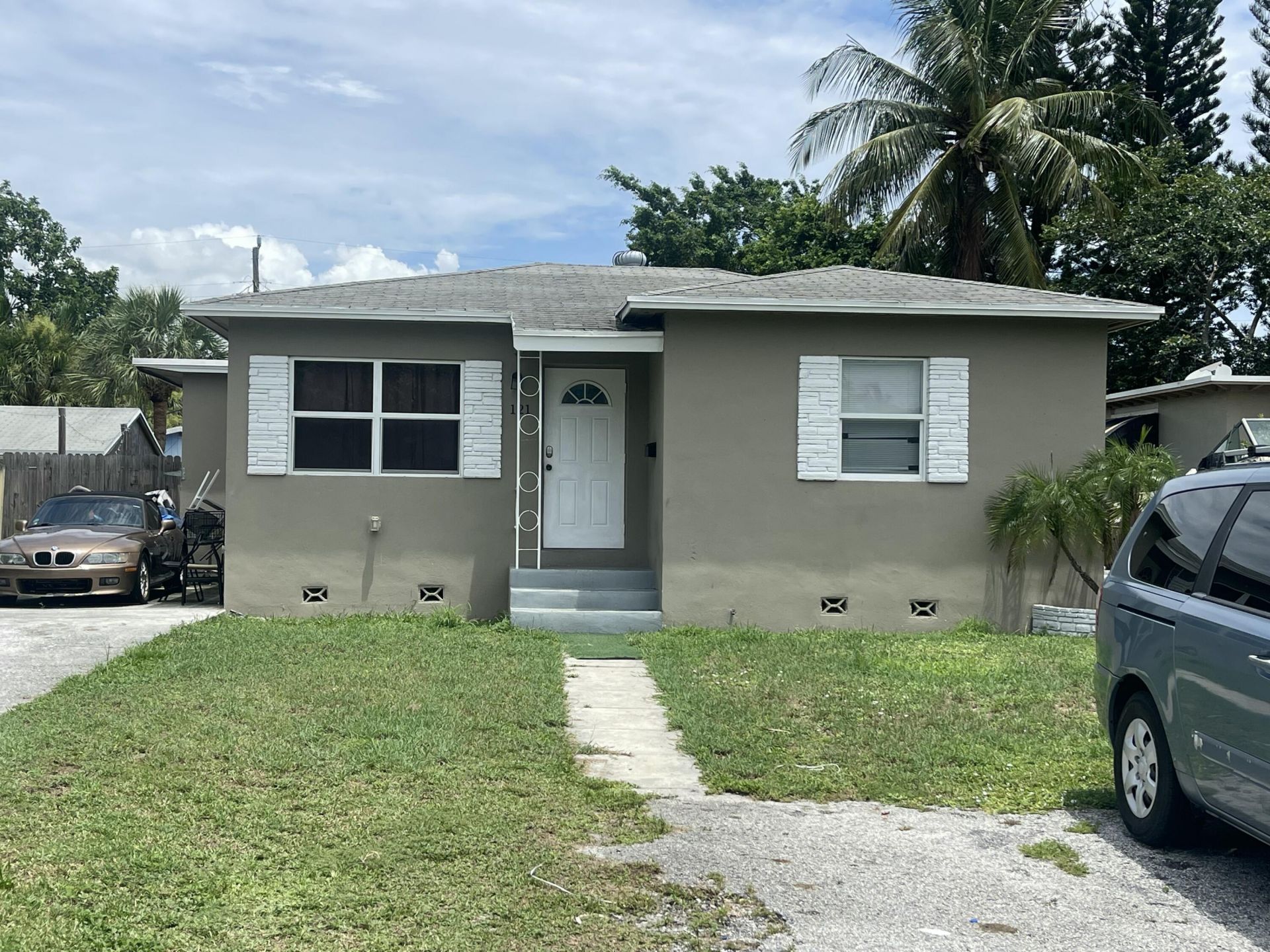 121 SE 5th Avenue, Boynton Beach, FL 33435 Main Photo