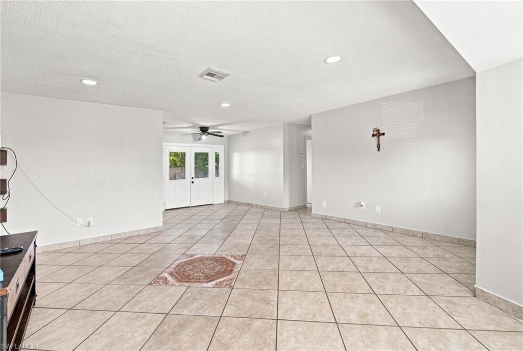18186 Iris Rd , Fort Myers, FL 33967 Photo