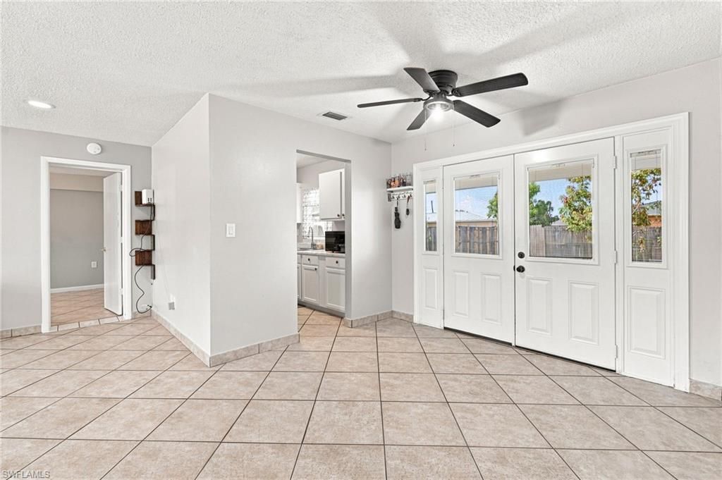 18186 Iris Rd , Fort Myers, FL 33967 Photo