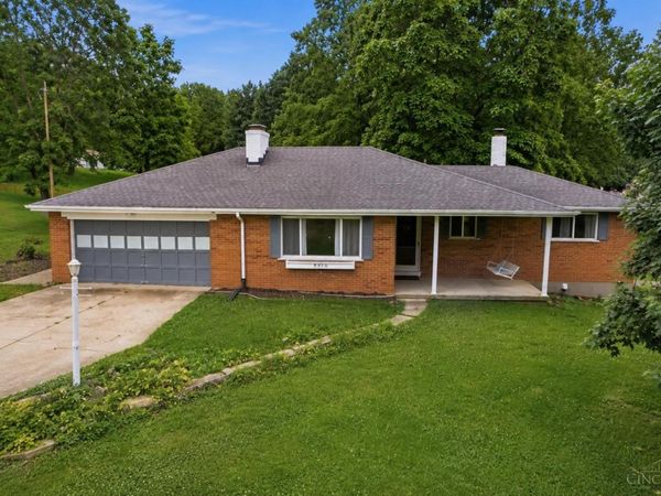 8912 E Plain Drive, Mason, OH 45040