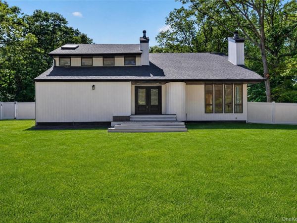 96 Chestnut Street , Mount Sinai, NY 11766
