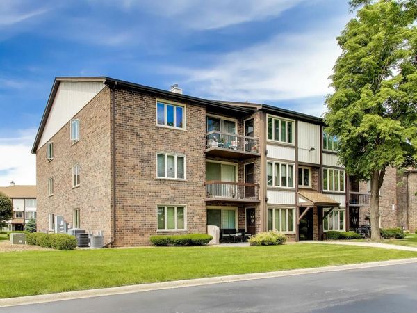 4932 Circle Court , Unit 502, Crestwood, IL 60418