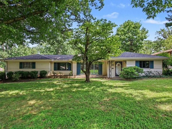 8590 Lynnehaven Drive, Amberley, OH 45236