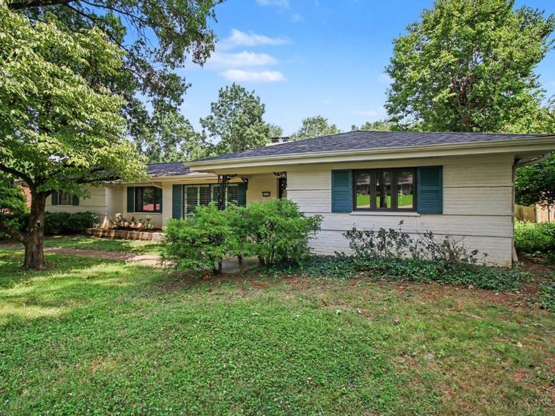 8590 Lynnehaven Drive, Amberley, OH 45236 Photo 24