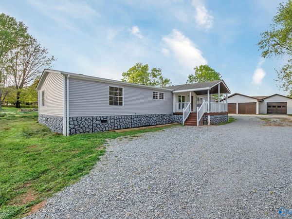 7739 Allison Circle, Athens, AL 35611