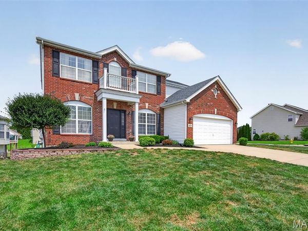 609 Sunny Pass Drive, Wentzville, MO 63385