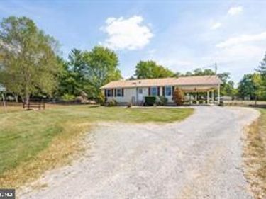 25 A S BERLIN PIKE, LOVETTSVILLE, VA 20180