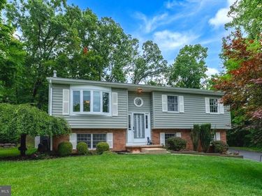 2161 HOLLYBERRY COURT, POTTSTOWN, PA 19464