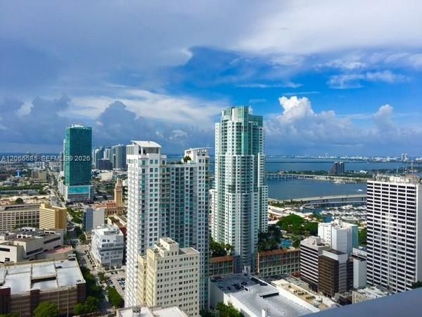151 SE 1 Street , Unit 2207, Miami, FL 33131
